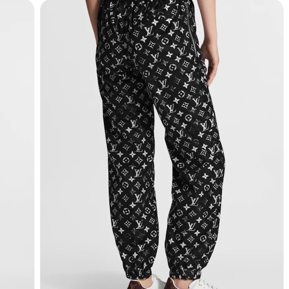 Authentic Louis Vuitton Stencil-Effect Monogram Jogging Pant. Womens size 36